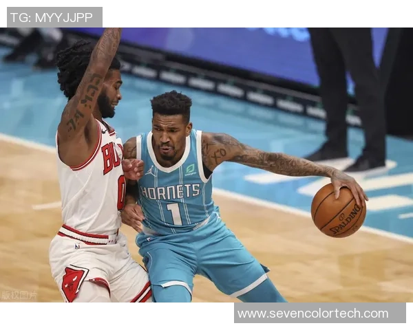 今日篮球足球热点聚焦：明星球员伤情更新 国际赛事战况一览